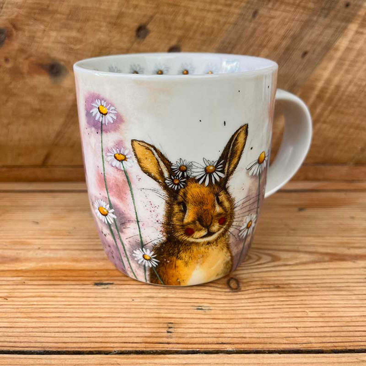 Mug en porcelaine Lapin et marguerites par Alex Clark