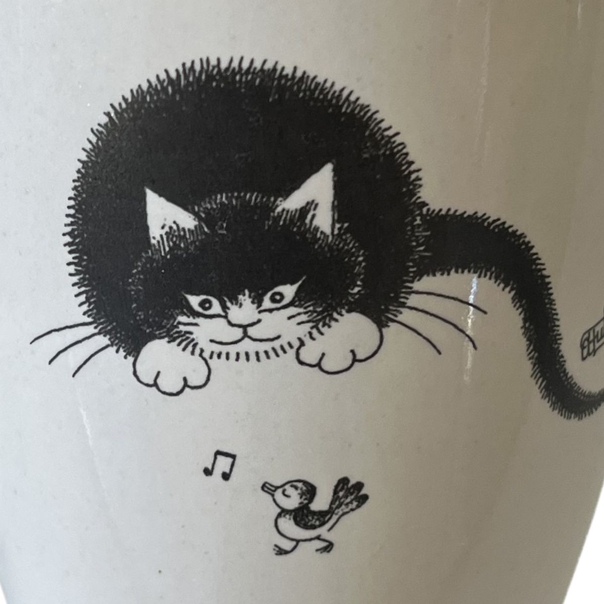 Mug arrondi Les Chats de Dubout - L'oiseau Siffleur