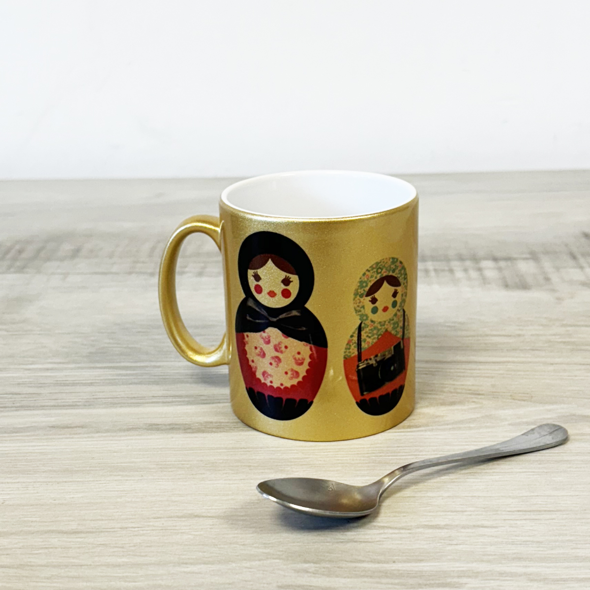 Mug dor Poupes russes par Cbkreation