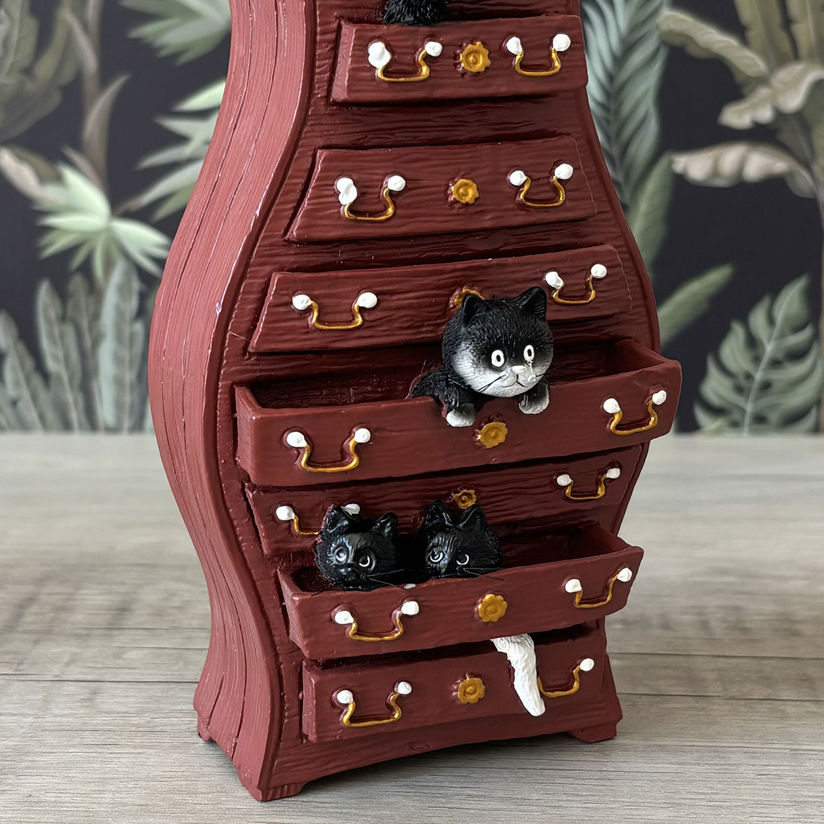 Figurine Les chats de Dubout - La commode